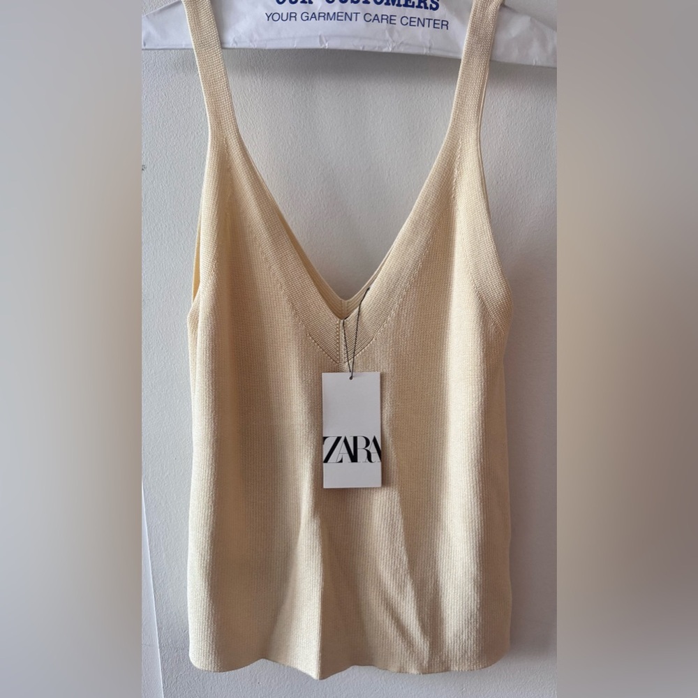 Zara women’s Cream Knit Double V Tank Top